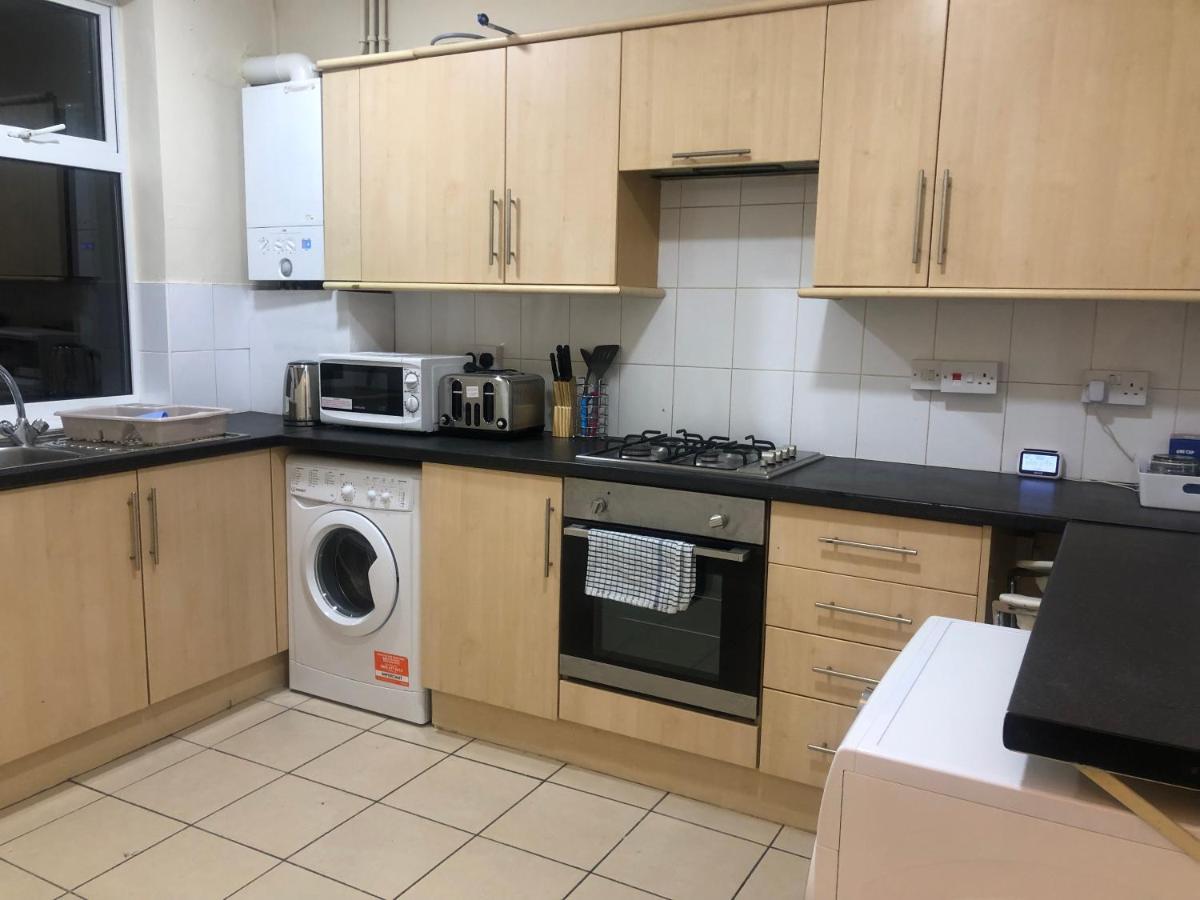 Eejs Beautiful 2 Bed Home Northfield Екстериор снимка