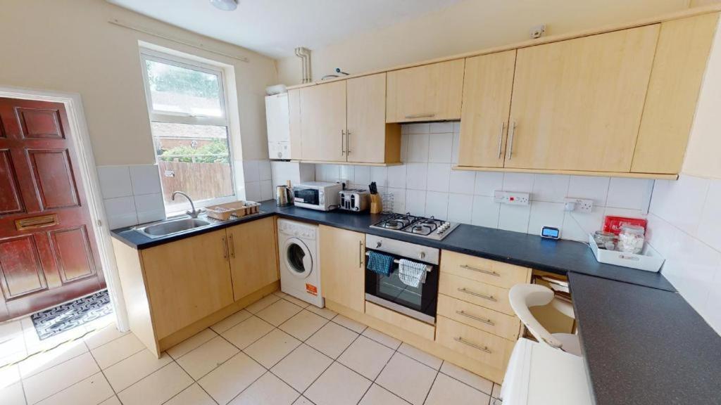 Eejs Beautiful 2 Bed Home Northfield Екстериор снимка